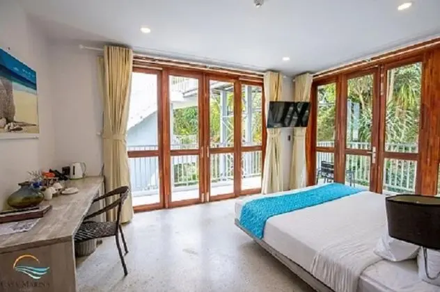 Deluxe Tek Büyük Yataklı Oda, Bahçe Manzaralı