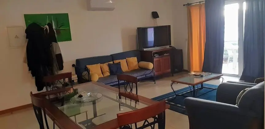Comfort Oda, 1 Büyük (Queen) Boy Yatak, Havuz Kullanımı, Marina Manzaralı