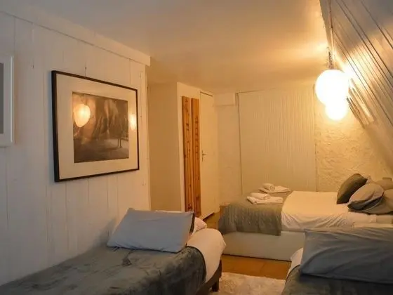 Deluxe Dört Kişilik Oda, Banyolu/Duşlu, Bahçe Manzaralı (Family Quarters)