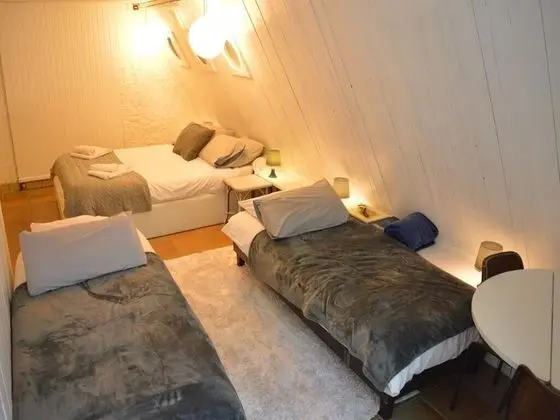 Deluxe Dört Kişilik Oda, Banyolu/Duşlu, Bahçe Manzaralı (Family Quarters)