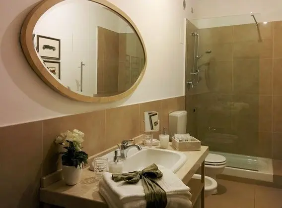 Superior Tek Büyük veya İki Ayrı Yataklı Oda