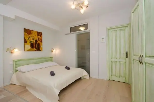 Deluxe Stüdyo, 1 Büyük (Queen) Boy Yatak ve Çekyat