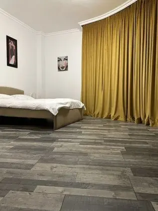 Tek Büyük Yataklı Oda, 1 Yatak Odası, Buzdolabı ve Mikrodalga