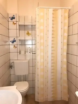 Tek Büyük Yataklı Oda, 1 Yatak Odası, Buzdolabı ve Mikrodalga