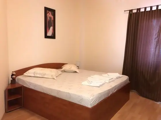 Tek Büyük Yataklı Oda, 1 Yatak Odası, Buzdolabı ve Mikrodalga