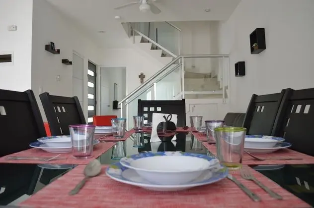 Family Ev, 3 Yatak Odası, Mutfak, Havuz Kenarı