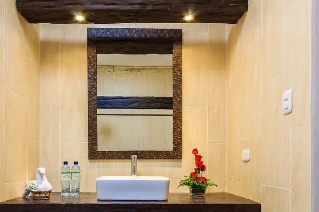 Tek Büyük Yataklı Oda, 1 Çift Kişilik Yatak