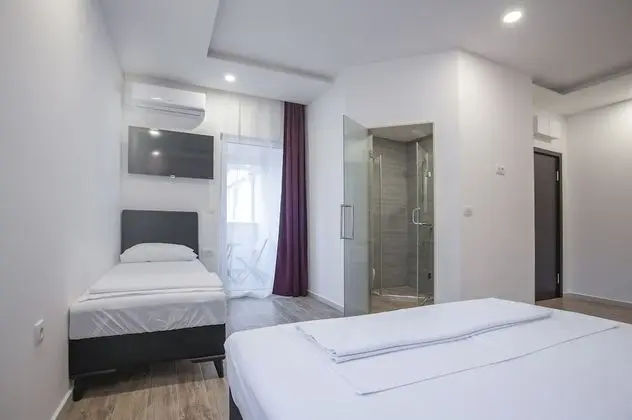 Deluxe Tek Büyük Yataklı Oda (Extra Bed)