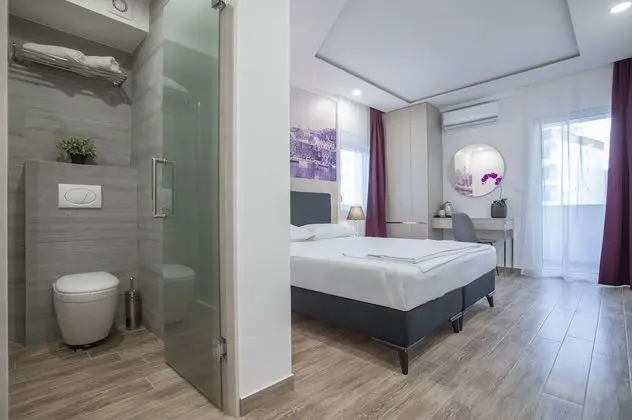 Standard Tek Büyük veya İki Ayrı Yataklı Oda, Balkon
