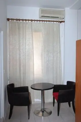 Dört Kişilik Oda, Balkon