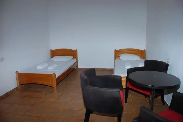 Dört Kişilik Oda, Balkon