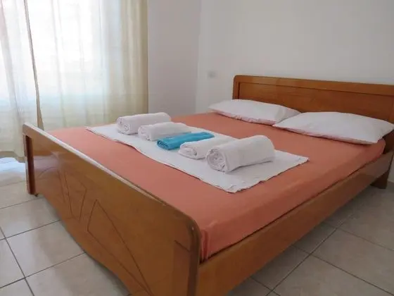 Tek Büyük Yataklı Oda, Balkon