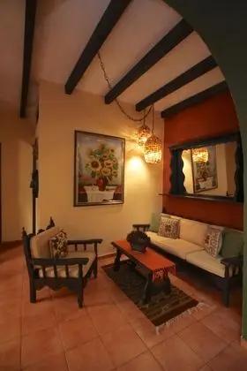 Deluxe King Suite