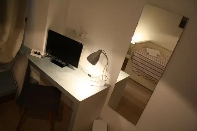 Tek Kişilik Oda, Ortak Banyo