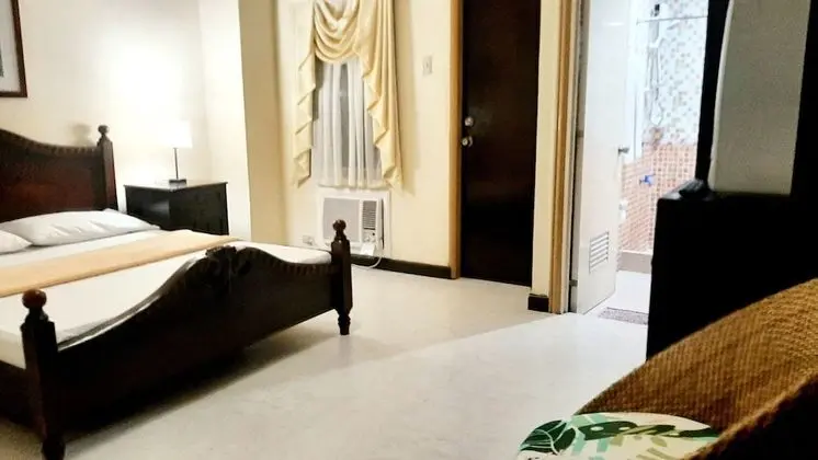 Standard Tek Büyük Yataklı Oda