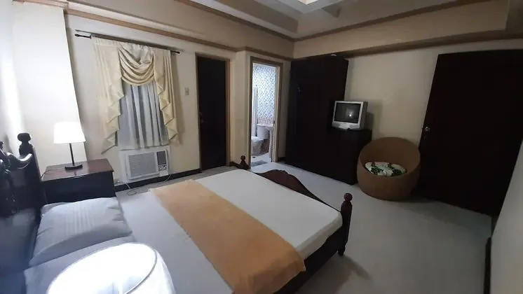 Standard Tek Büyük Yataklı Oda