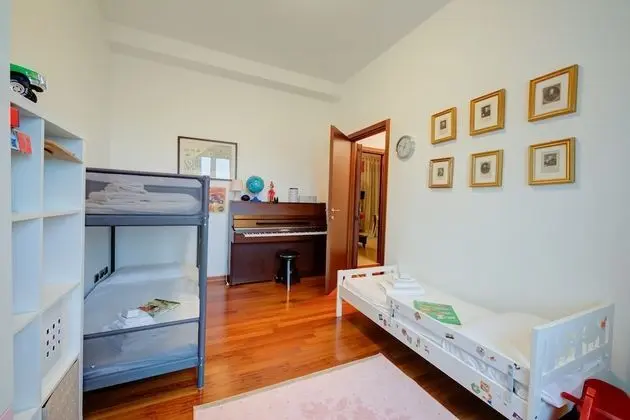 Family Apart Daire, Birden Çok Yatak, Bahçeli (Casa Michelangelo)