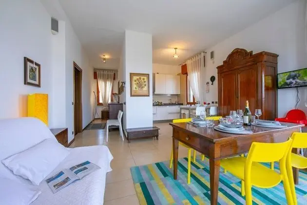 Family Apart Daire, Birden Çok Yatak, Bahçeli (Casa Michelangelo)