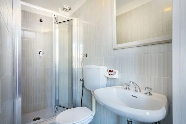 Standard Tek Büyük Yataklı Oda