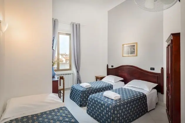 Standard Üç Kişilik Oda