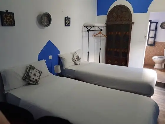 Tek Büyük Yataklı Oda, 2 Tek Kişilik Yatak