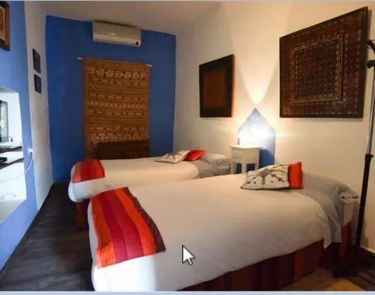 Tek Büyük Yataklı Oda, 2 Tek Kişilik Yatak