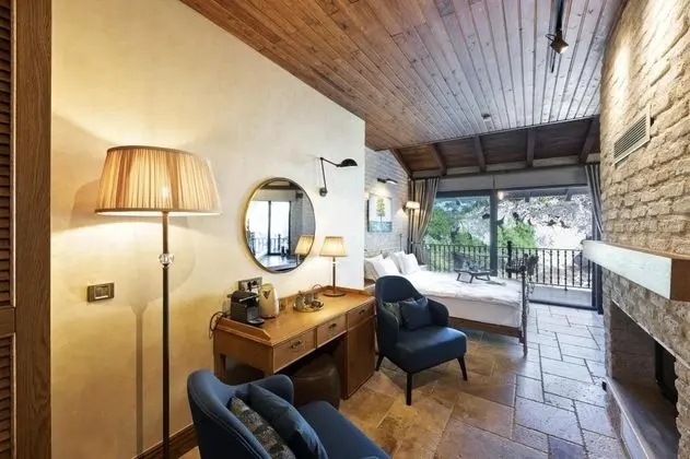 Suite, Dağ Manzaralı, Jakuzili