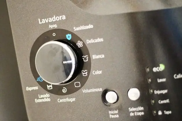 Ev