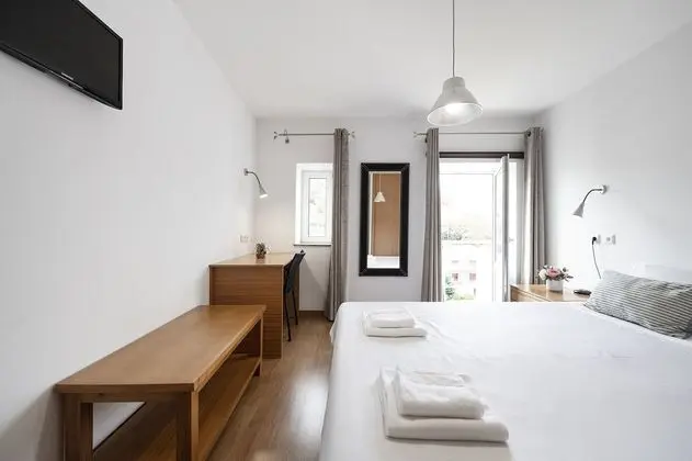 Tek Büyük Yataklı Oda