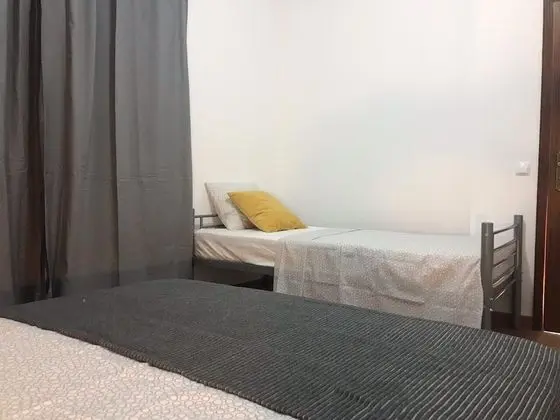 Üç Kişilik Oda, Ortak Banyo