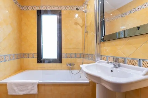 Tek Büyük Yataklı Oda, Balkon