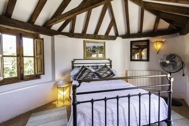 Ev, 4 Yatak Odası, Kişiye Özel Havuzlu, Dağ Manzaralı