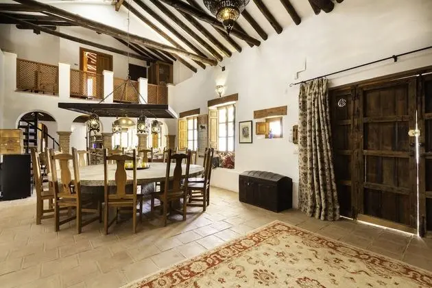 Ev, 4 Yatak Odası, Kişiye Özel Havuzlu, Dağ Manzaralı