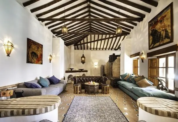 Ev, 4 Yatak Odası, Kişiye Özel Havuzlu, Dağ Manzaralı