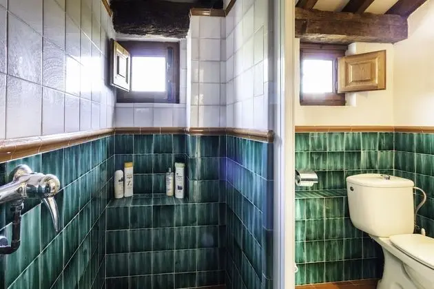 Ev, 4 Yatak Odası, Kişiye Özel Havuzlu, Dağ Manzaralı