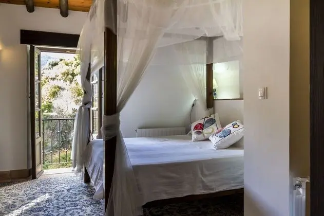 Ev, 4 Yatak Odası, Kişiye Özel Havuzlu, Dağ Manzaralı