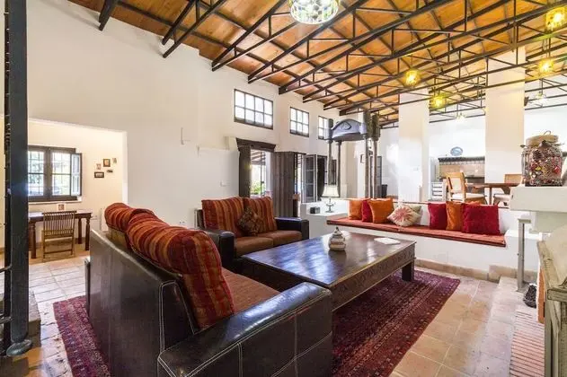 Ev, 4 Yatak Odası, Kişiye Özel Havuzlu, Dağ Manzaralı