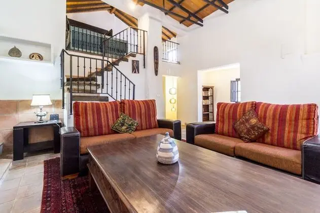 Ev, 4 Yatak Odası, Kişiye Özel Havuzlu, Dağ Manzaralı