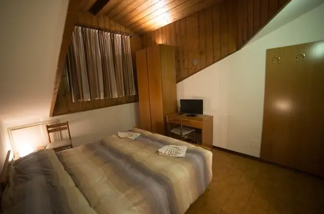 Tek Büyük veya İki Ayrı Yataklı Oda