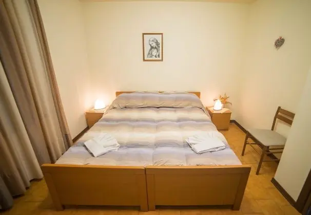 Tek Büyük veya İki Ayrı Yataklı Oda