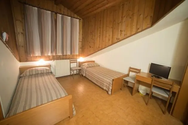 Tek Büyük veya İki Ayrı Yataklı Oda