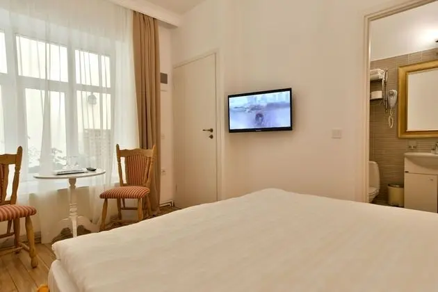Standard Tek Büyük Yataklı Oda