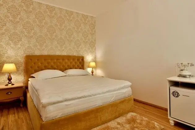Standard Tek Büyük Yataklı Oda
