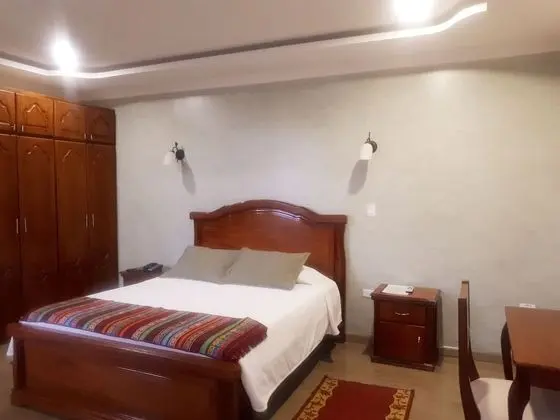 Tek Büyük Yataklı Oda