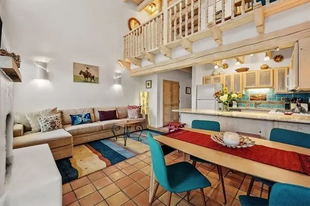 Ev (Casa Monzon - Perfect location, Brigh)