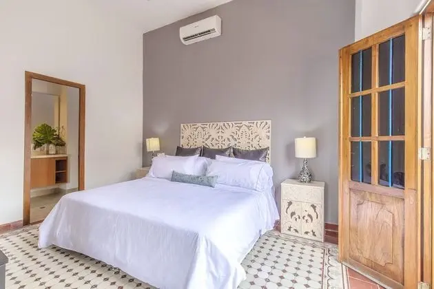 Apart Daire, 2 Yatak Odası, Balkon, Havuz Manzaralı