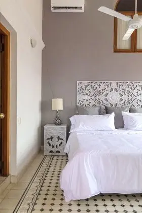Apart Daire, 2 Yatak Odası, Balkon, Havuz Manzaralı