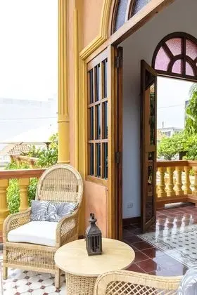 Apart Daire, 2 Yatak Odası, Balkon, Havuz Manzaralı