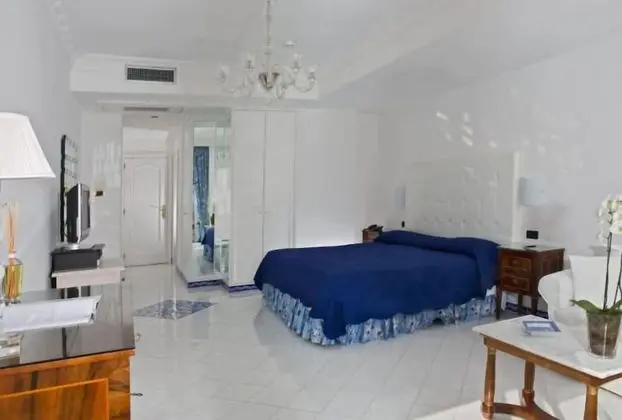 Classic Tek Büyük veya İki Ayrı Yataklı Oda, Balkon