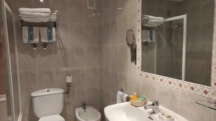 Dört Kişilik Oda